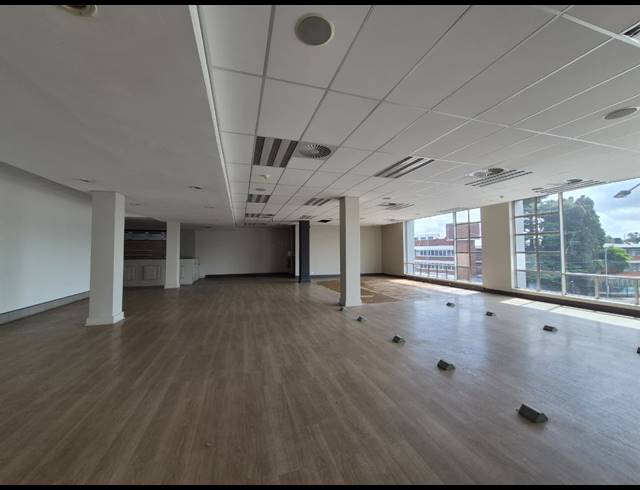 6,226M² RETAIL FOR SALE IN CRAIGHALL